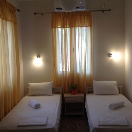 Angelos Cosy Place Hotel อาร์กอสโตลี ภายนอก รูปภาพ
